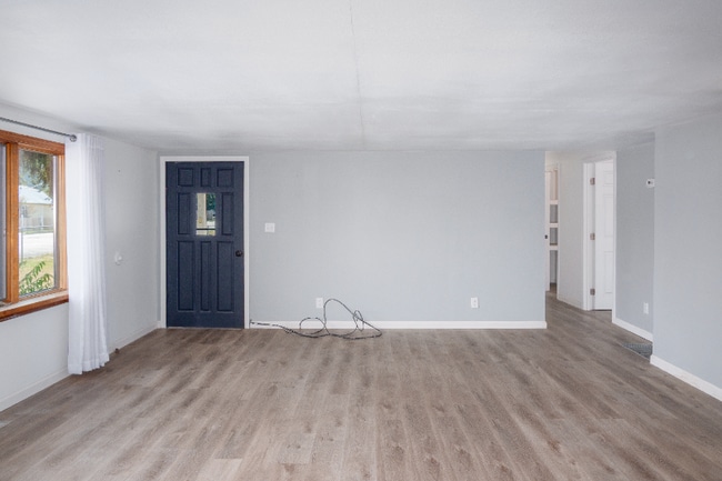 1321 Dakota Ave in Libby, MT - Foto de edificio - Building Photo