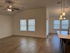 15809 Nighthawk Dr in Oklahoma City, OK - Building Photo - Building Photo