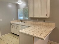 2218 Rivera Dr in Santa Rosa, CA - Building Photo - Building Photo