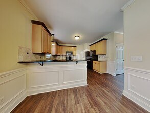 483 Quick Silver Dr in Winston-Salem, NC - Building Photo - Building Photo