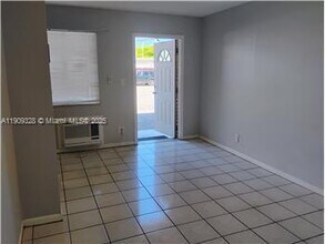 4020 Funston St in Hollywood, FL - Building Photo - Building Photo