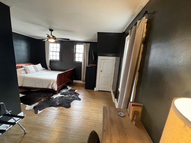 property at 3044 Brookside Parkway North Dr