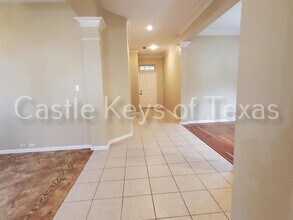 31014 Blue Ridge Park Ln in Spring, TX - Foto de edificio - Building Photo