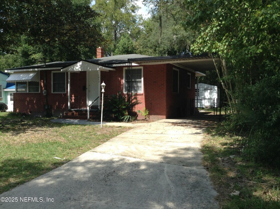 1213 Kenmore St in Jacksonville, FL - Building Photo