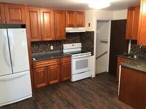 43 Wilson Ave in Watertown, MA - Building Photo - Building Photo