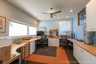 515 Mountain View Ave in Mountain View, CA - Building Photo - Building Photo