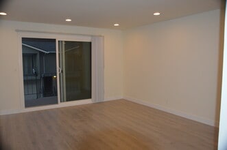 84 Kim Louise Dr, Unit 3 in Campbell, CA - Foto de edificio - Building Photo