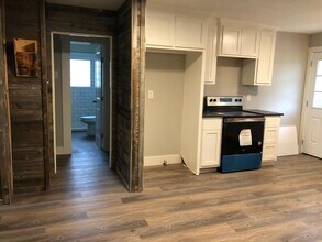 4200 Valview Dr in Waco, TX - Building Photo - Building Photo