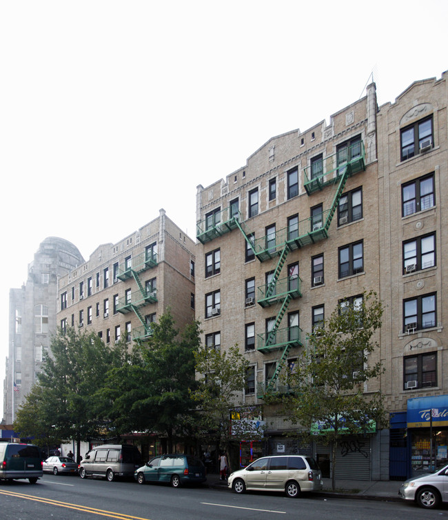 1661-1671B Boston Rd in Bronx, NY - Building Photo - Building Photo