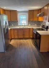 276 Weston St in Waltham, MA - Building Photo - Building Photo