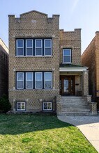 5225 W Melrose St in Chicago, IL - Building Photo - Building Photo