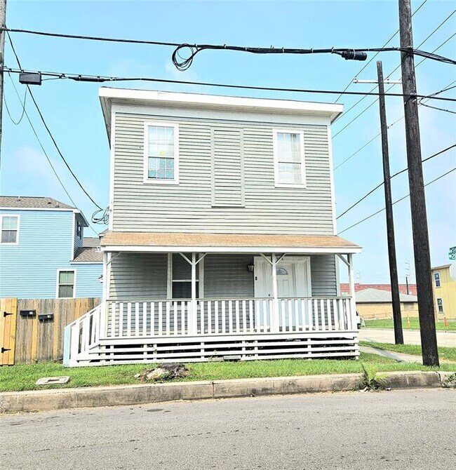 901 28th St in Galveston, TX - Building Photo - Building Photo