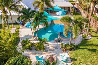 1560 SW 16th St in Boca Raton, FL - Building Photo - Building Photo
