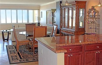 328 N Ocean Blvd-Unit -60B in Pompano Beach, FL - Building Photo - Building Photo