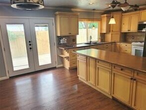 1105 Inland Greens, Unit A in Austin, TX - Foto de edificio - Building Photo