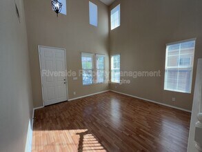 3882 Strand Way in Perris, CA - Building Photo - Building Photo