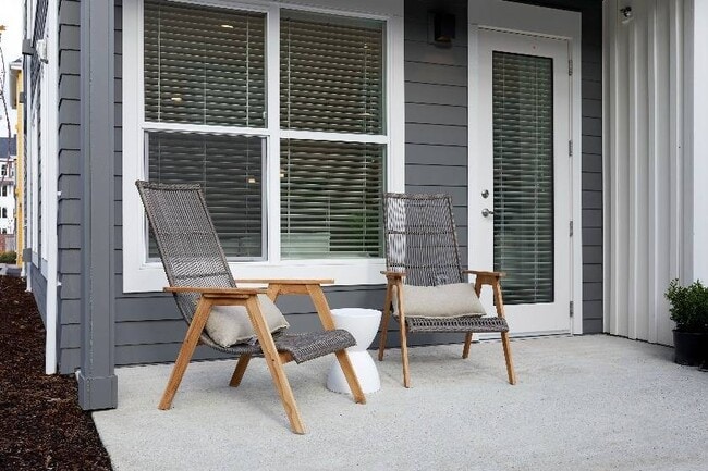 Anthology Apartments in Issaquah, WA - Foto de edificio - Building Photo