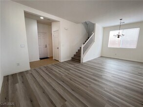 8413 Lower Trailhead Ave in Las Vegas, NV - Building Photo - Building Photo