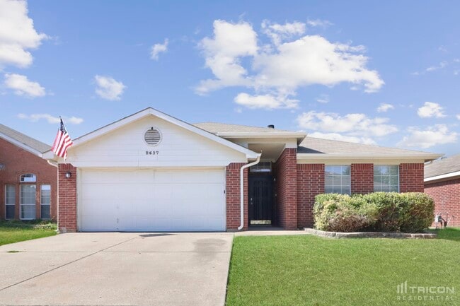property at 2637 Ensenada Ln