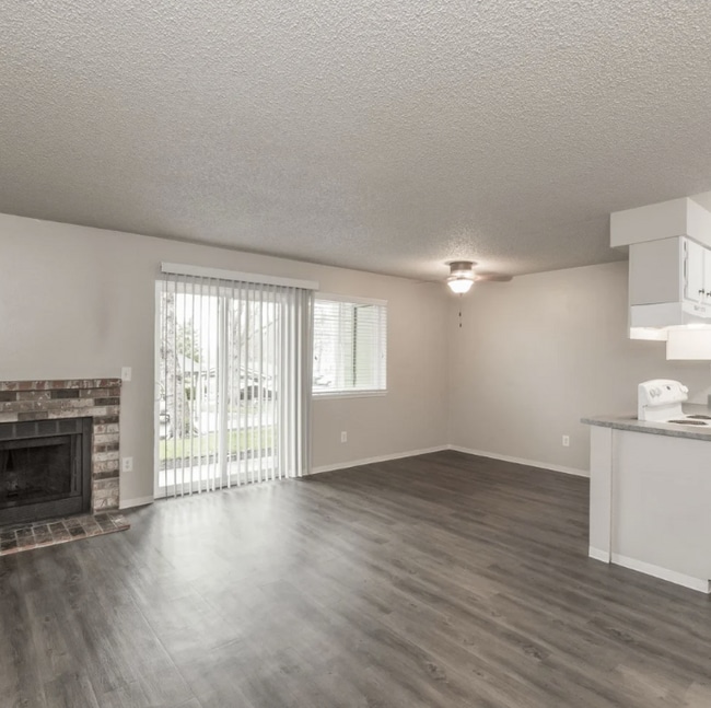 5726 59th St Ct W in University Place, WA - Building Photo - Building Photo