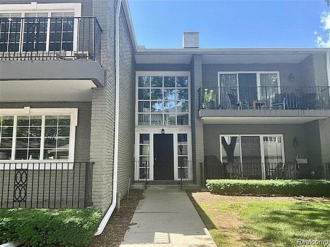 property at 1115 N Old Woodward Ave
