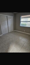 12235 Brisbane Ln in Wellington, FL - Foto de edificio - Building Photo