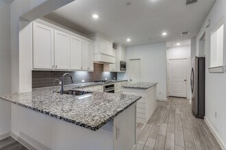 2728 Shelby Dr in Lewisville, TX - Building Photo - Building Photo