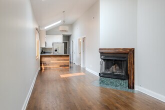 1342 N Cleaver St in Chicago, IL - Building Photo - Building Photo