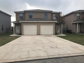 5750 Golf Hts, Unit #2 in San Antonio, TX - Building Photo