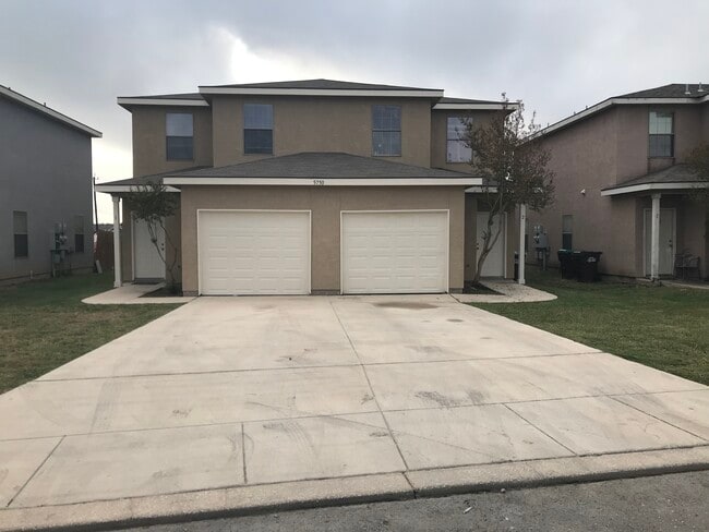 5750 Golf Hts, Unit #1