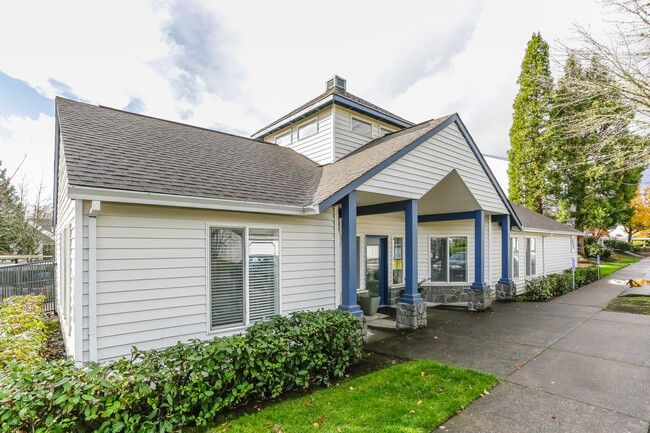 Alpine Meadows Apartments I in Gresham, OR - Foto de edificio - Building Photo