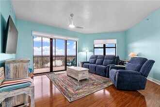 14300 Riva Del Lago Dr in Ft. Myers, FL - Foto de edificio - Building Photo
