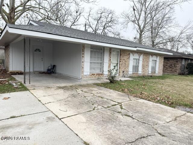 304 Guidry Rd