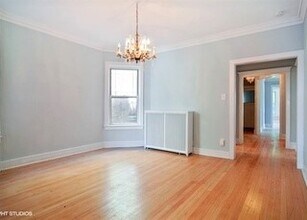 4858 N Talman Ave, Unit 1 in Chicago, IL - Foto de edificio - Building Photo