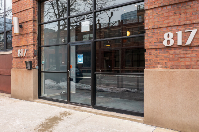 Washington Boulevard Lofts in Chicago, IL - Building Photo - Building Photo