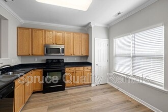 505 Huron Rd in Raleigh, NC - Building Photo - Building Photo