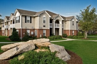 Mews Apartments in Loganville, GA - Building Photo