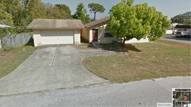 5827 Pine St in New Port Richey, FL - Building Photo - Building Photo