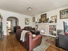 1432 W Jonquil Ter, Unit 2 in Chicago, IL - Building Photo