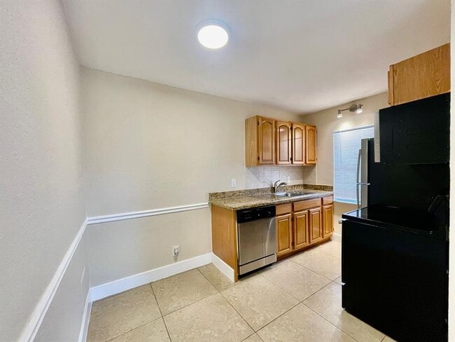 601 NE 29th Dr in Wilton Manors, FL - Building Photo - Building Photo