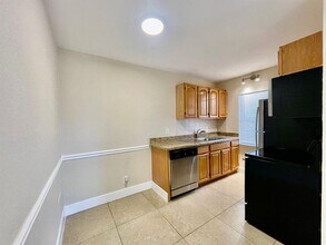 601 NE 29th Dr in Wilton Manors, FL - Foto de edificio - Building Photo