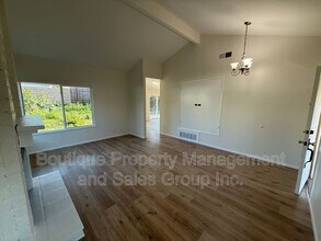 23892 Danby Dr in Lake Forest, CA - Building Photo - Building Photo