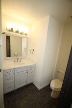 600 W 76th Ave in Anchorage, AK - Building Photo - Building Photo