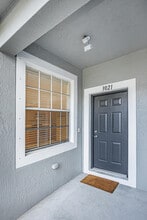 3021 Grandiflora Dr in Greenacres, FL - Building Photo - Building Photo