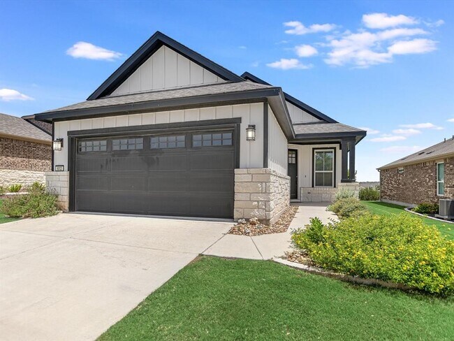 612 Benton Ln in Georgetown, TX - Building Photo - Building Photo