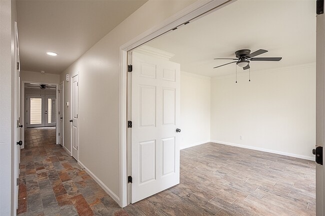 property at 6317 Ivanhoe Ln