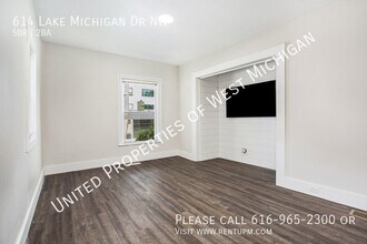 614 Lake Michigan Dr NW in Grand Rapids, MI - Building Photo - Building Photo