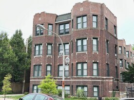 3841 N Greenview Ave in Chicago, IL - Building Photo
