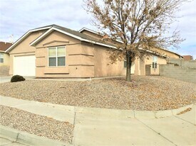 6201 Capriccio Rd NW in Albuquerque, NM - Building Photo