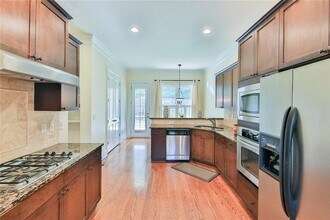 2675 Rosalyn Ln in Smyrna, GA - Building Photo - Building Photo